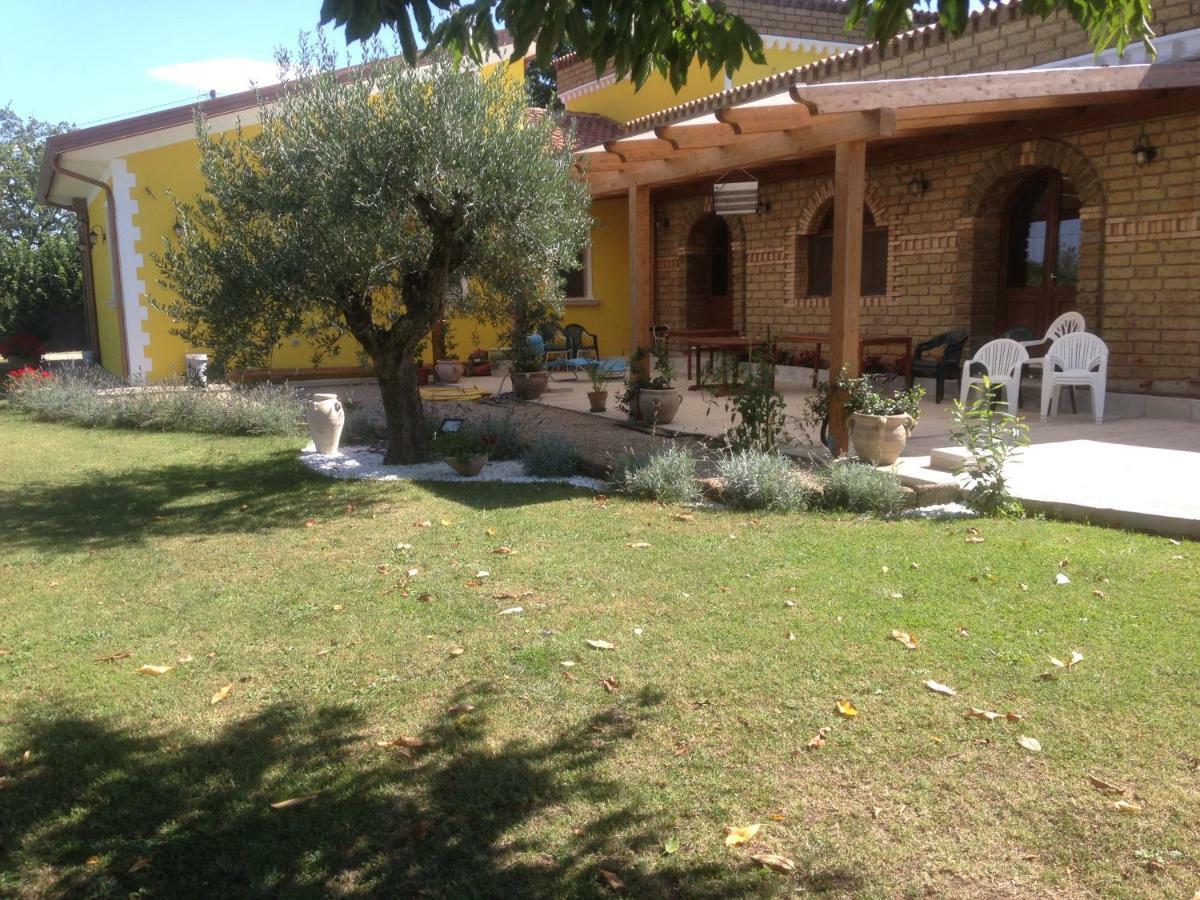 Villa "Casa Al Chiazzullo" Mirabella Eclano Exterior photo