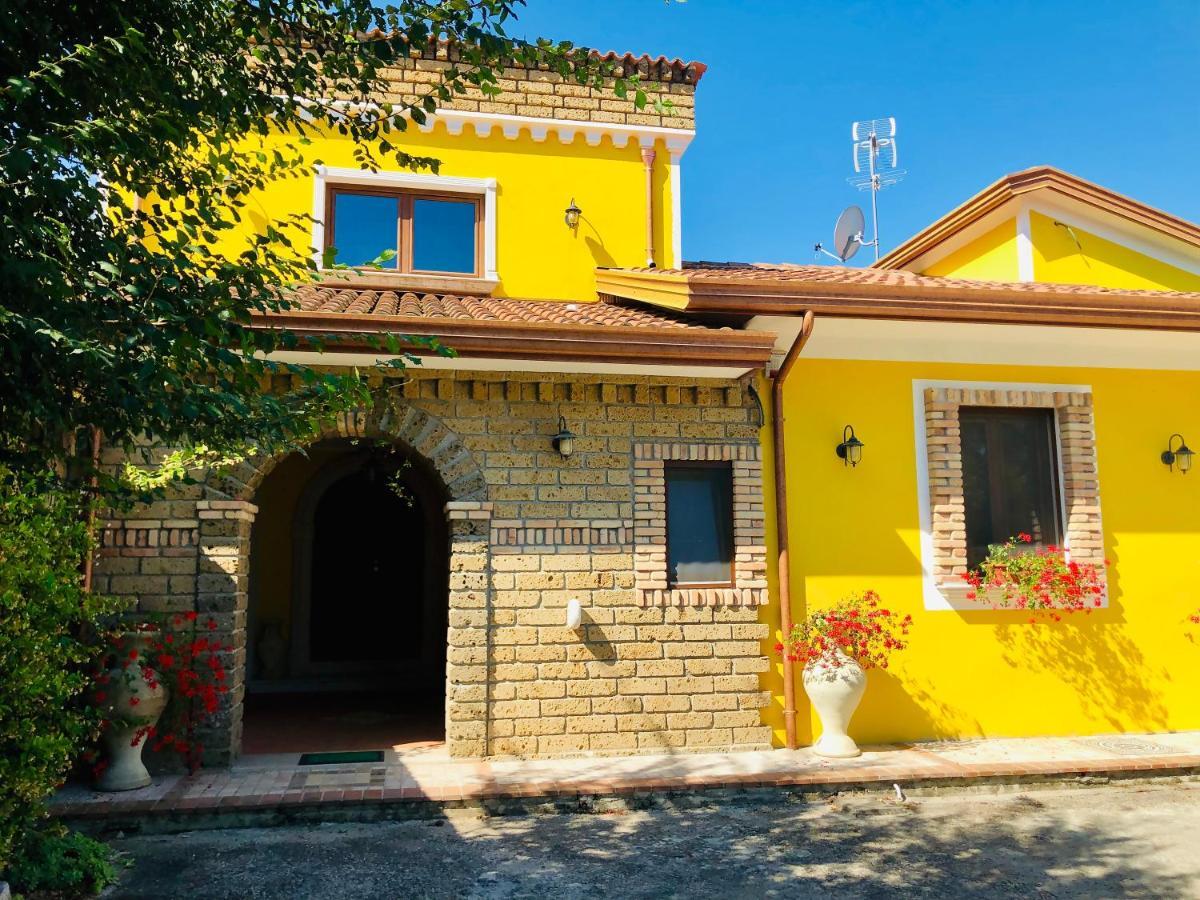 Villa "Casa Al Chiazzullo" Mirabella Eclano Exterior photo